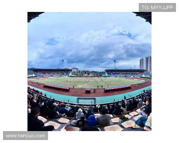 定南赣联租借湖北18岁中场黄嘉乐